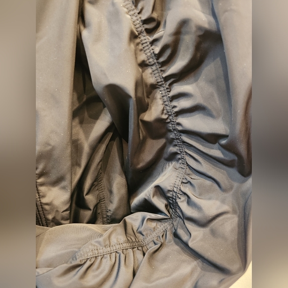 Athleta Wayfarer Bomber Jacket, Black, Size US M Tall - Picture 4 of 9